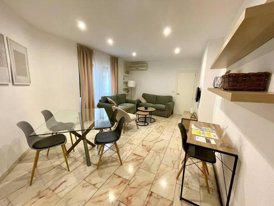 Apartamento Capuchinas Parking Gratis